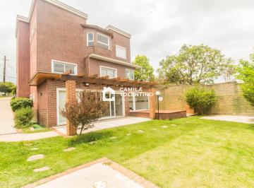 Casa · 340m² · 4 Quartos · 4 Vagas · Casa à venda no bairro Jardim dos Estados - Poços de Caldas/MG