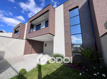 Casa · 141m² · 3 Quartos · 2 Vagas · Sobrado no Boneca do Iguaçu