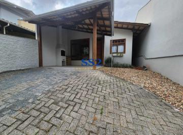 Casa · 115m² · 3 Quartos · 2 Vagas · Casa Padrão Escola agrícola Blumenau