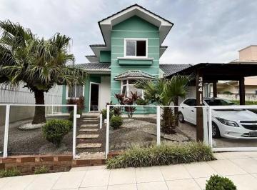 Casa · 153m² · 4 Quartos · 2 Vagas · Casa em Pedra Branca, Palhoça/SC