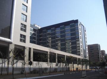 6c8e0cd0603d37c28b6d81f9822e8c810be4d80a · SRTVS 701, Ed. Multiempresarial , Sala com garagem