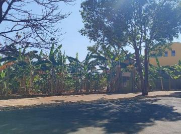 Terreno · 550m² · Terreno Padrão em Araraquara