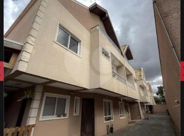 Casa de 3 quartos, Curitiba · Sobrado de 117m² a venda no Guaíra