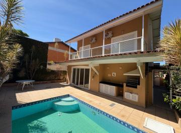Casa de 4 quartos, Santana de Parnaíba · Casa 04 dormitórios em Alphaville com churrasqueira e piscina