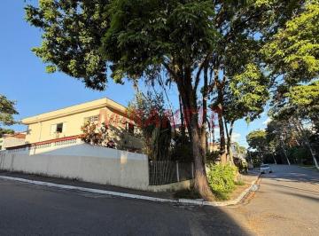 e056932199b0841ffa9e87223b689b18.jpg · Sobrado de 196m² com 3 quartos