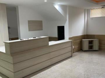 Casa en Venda de 9 quartos Centro · Casa comercial/residencial a venda no Centro de Balneário Camboriú