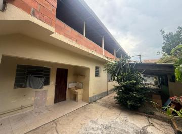 Casa de 4 quartos, São Paulo · Oportunidade em Jardim Regina: 3 Casas no Mesmo Terreno – Ideal para Morar ou Investir!