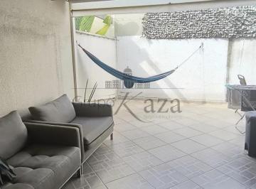 Casa de 3 quartos, Jacareí · Casa em Condomínio - Jacareí - Residence Club Villa Branca - 3 Dormitórios - 86m².