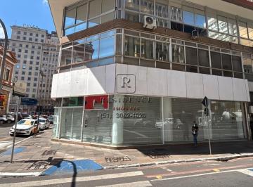 Foto 02 · Imperdível: Loja Comercial para Locação no Centro Histórico de Porto Alegre - 409m² de Luxo e Confor
