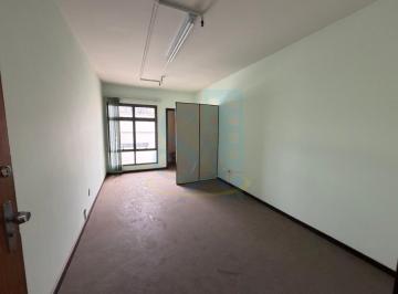Sala · Sala Comercial no Centro de BH: 1 Sala, 1 Banheiro, 30,66m² - Venda ou Locação