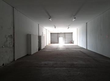 Comercial , Embu das Artes · Salão comercial a 1 km do centro do Embu das Artes !