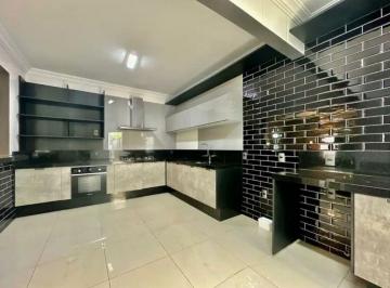 Casa de 3 quartos, Limeira · Casa á venda 3 dorm. condomínio em Limeira - SP.