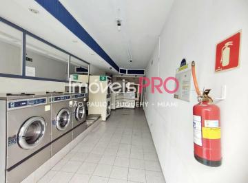 Casa · 130m² · 2 Quartos · 1 Vaga · Imóvel Comercial em excelente localização
