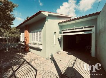 3c0c0beafdfb8e28c87608b491a01ad3bc1e8b64 · Casa ampla com espaço para toda a família Pertinho da Avenida