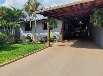 Casa · 278m² · 4 Quartos · 2 Vagas · Casa Colonial