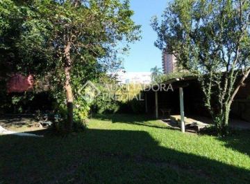 Casa · 100m² · 3 Quartos · Excelente terreno na zona Central de Canoas com uma casa  com 3 dormitórios, sala de jantar e estar,