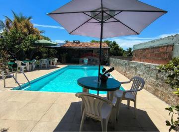 Casa · 314m² · 3 Quartos · 4 Vagas · Excelente Oportunidade! Maravilhosa Casa à Venda em Maricá/RJ
