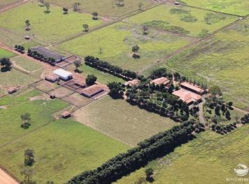 Imagem 1 · Fazenda para venda em Centro, Goiás