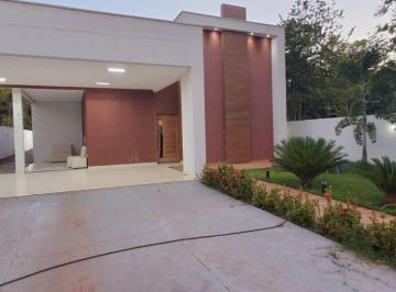 Casa de 3 quartos, Teresina · Casa de alto padrão à venda no condomínio fazenda real. Estilo fazenda