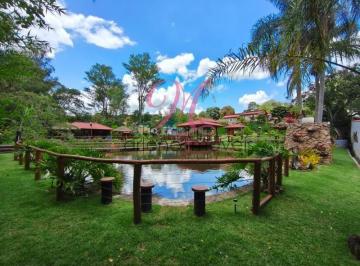 Foto 01 · Chácara de Alto Padrão com 5 Quartos e 3 Suítes no Jardim Estância Brasil, Atibaia-SP: Imperdível Op