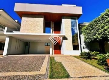 Casa · 330m² · 4 Quartos · 4 Vagas · Sobrado 4 Suítes, 330 m² c/ Lazer à Venda no Condomínio Aldeia do Sol