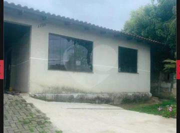 Comercial de 2 quartos, Curitiba · Casa com 2 quartos, área construída de 132 m² à venda em Santa Cândida
