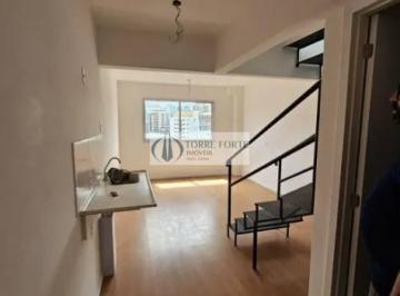 Apartamento · 67m² · 1 Quarto · Cobertura duplex na Bela Vista 67m² bem localizada pronta para ser decorda