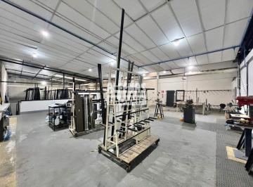 Comercial · 940m² · GALPÃO Á VENDA, 940M² DE ÁREA CONSTRUÍDA, DARCY VARGAS - CONTAGEM/MG