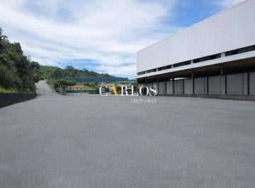 Comercial · 4560m² · 12 Vagas · Galpão com 4560m² Próximo à Av. Geraldo Rocha com 12 docas