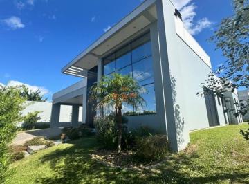 43752254_g.jpg · 
                                Casa à Venda em Farroupilha alto padrão , Mobiliada, 2 Vagas de Gar