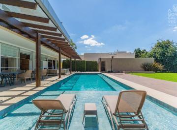 Casa · 807m² · 4 Quartos · 6 Vagas · Casa em Condomínio no Greenville, 04 Quartos, 06 Vagas, Piscina, Mossunguê, Curitiba
