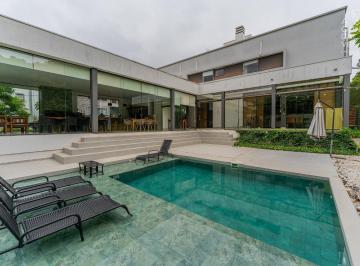 Casa · 572m² · 4 Quartos · 6 Vagas · Casa no Condominio Village Wolf, 04 Suítes, 06 Vagas, Piscina, Tanguá, Curitiba.