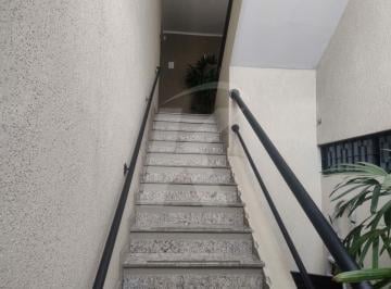Comercial · 30m² · Sala Comercial na Av. Água Fria: Visibilidade e Conforto para seu Negócio