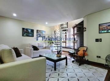 Casa · 220m² · 3 Quartos · 3 Vagas · Sobrado à venda ? Planta original e conforto incomparável