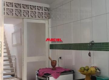 Casa · 98m² · 4 Quartos · 1 Vaga · LINDA CASA ACIMA DO NÍVEL DA RUA, NA AVENIDA PRINCIPAL DO JD SANTA INÊS I