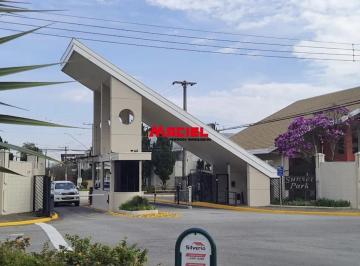 Casa · 301m² · 4 Quartos · 6 Vagas · Casa a venda condomínio Sunset em São José dos Campos, com excelente localização