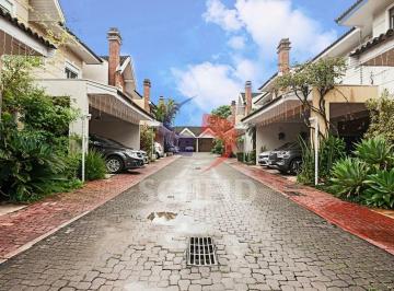 Casa · 220m² · 4 Quartos · 3 Vagas · Casa à venda em condomínio na Granja Julieta!