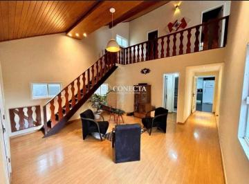 Casa · 300m² · 4 Quartos · 2 Vagas · Casa à venda no bairro Retiro - Petrópolis/RJ