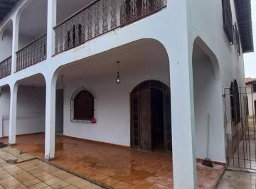 Casa · 150m² · 4 Quartos · 3 Vagas · Casa Duplex de 04 quartos c/02 suítes em Centro de Vila Velha-ES
