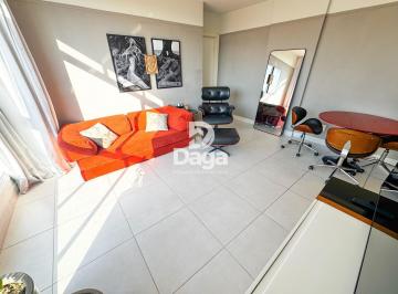 Apartamento · 68m² · 2 Quartos · 2 Vagas · Apartamento no Centro - 2 dormitórios, sendo 1 suite - Florianópolis/SC