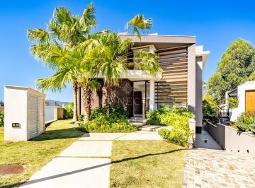 Casa · 835m² · 4 Quartos · 6 Vagas · Tamboré 11 - Tamboré 11