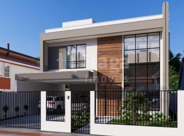 Casa · 218m² · 4 Quartos · 2 Vagas · Casa à venda em Guabiruba/SC