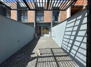 24979126_4.jpg · Sobrado Geminado 2 suítes Jardim Paraiso Jlle SC