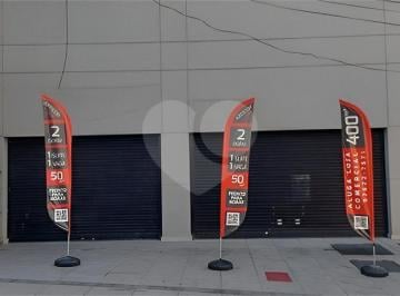 Comercial · 300m² · Loja à venda em Vila dom pedro ii - SP