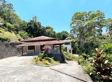 Foto 01 · Casa Aconchegante em Condomínio na Prata, Teresópolis-RJ: 3 quartos, 2 suítes, 1 sala, 3 banheiros,