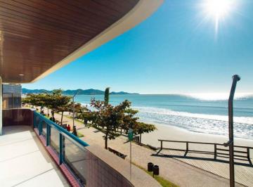 Apartamento de 3 quartos, Itapema · Apartamento com 3 suítes decorado Frente Mar na Meia Praia