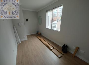 Foto 01 · Venda de apartamento mAr dOce lAr 100% Reformado em excelente localização a poucos metros da Praia d