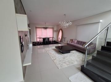 Foto 01 · Casa de Luxo em Condomínio na Vossoroca, Sorocaba-SP: 5 Quartos, 5 Suítes, 3 Salas e Mais!