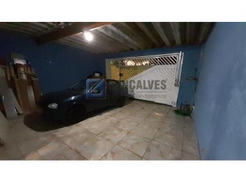 A (15) · Casa 2 Quartos com Suíte em Santo André – Bairro Silveira, 4 Vagas | Venda R$450.000