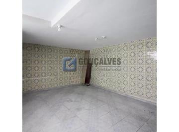 A (22) · Sobrado à venda com 3 quartos no Bairro Nova Petrópolis, São Bernardo/SP